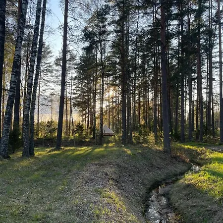 Luxusní stan Juhandra Glamping *